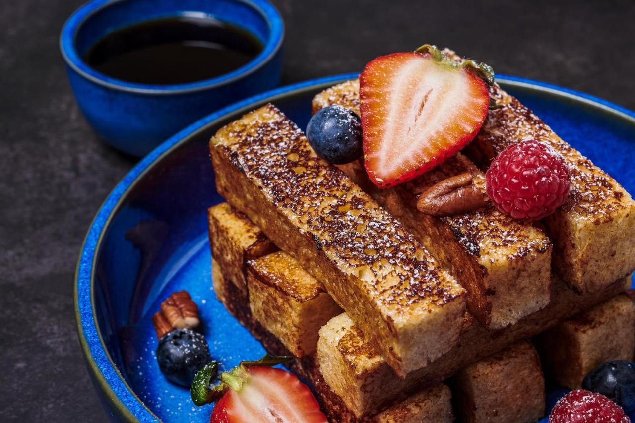 Movenpick Jumeirah Village Triangle دبي المظهر الخارجي الصورة French toast