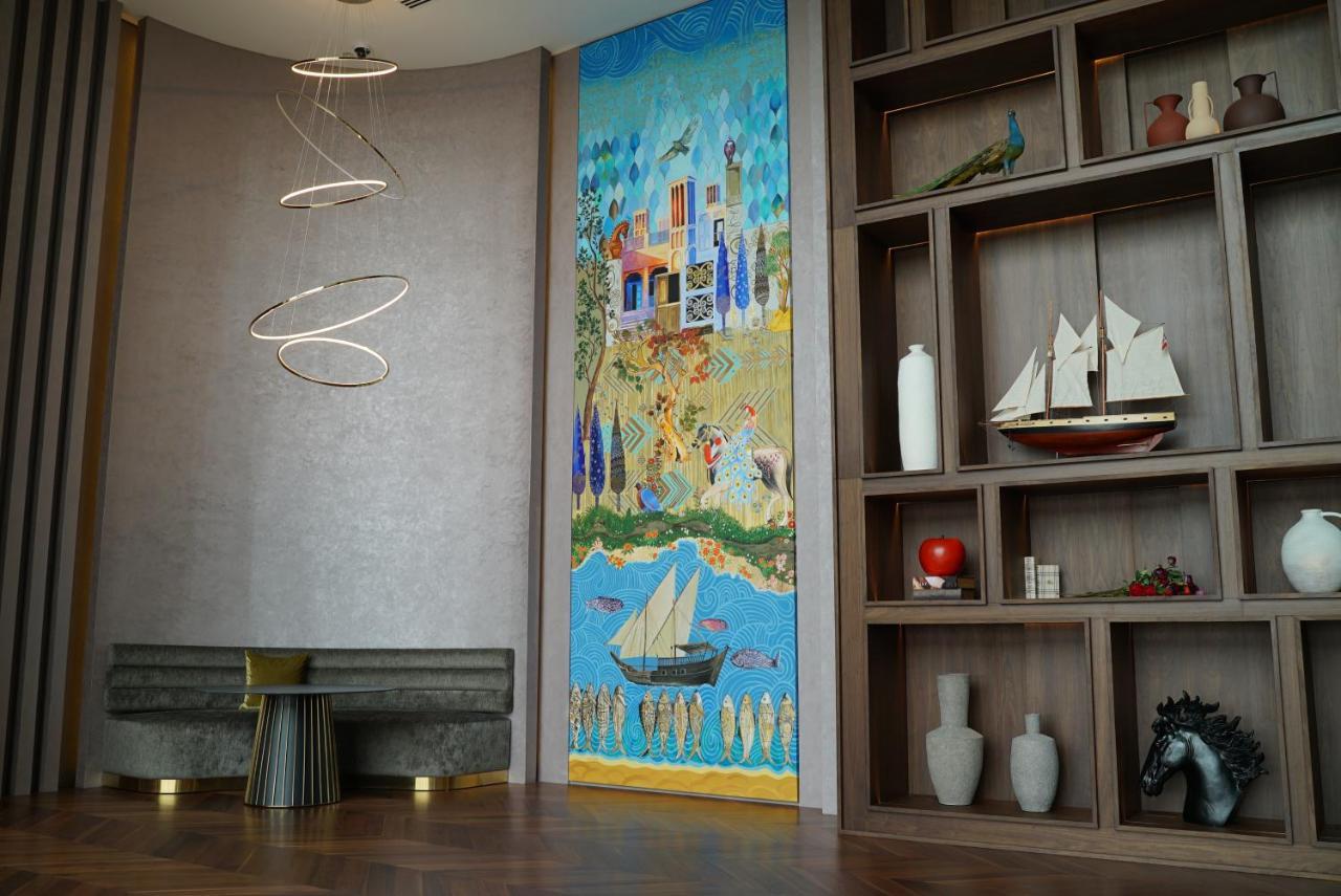 Movenpick Jumeirah Village Triangle دبي المظهر الخارجي الصورة The interior of the hotel