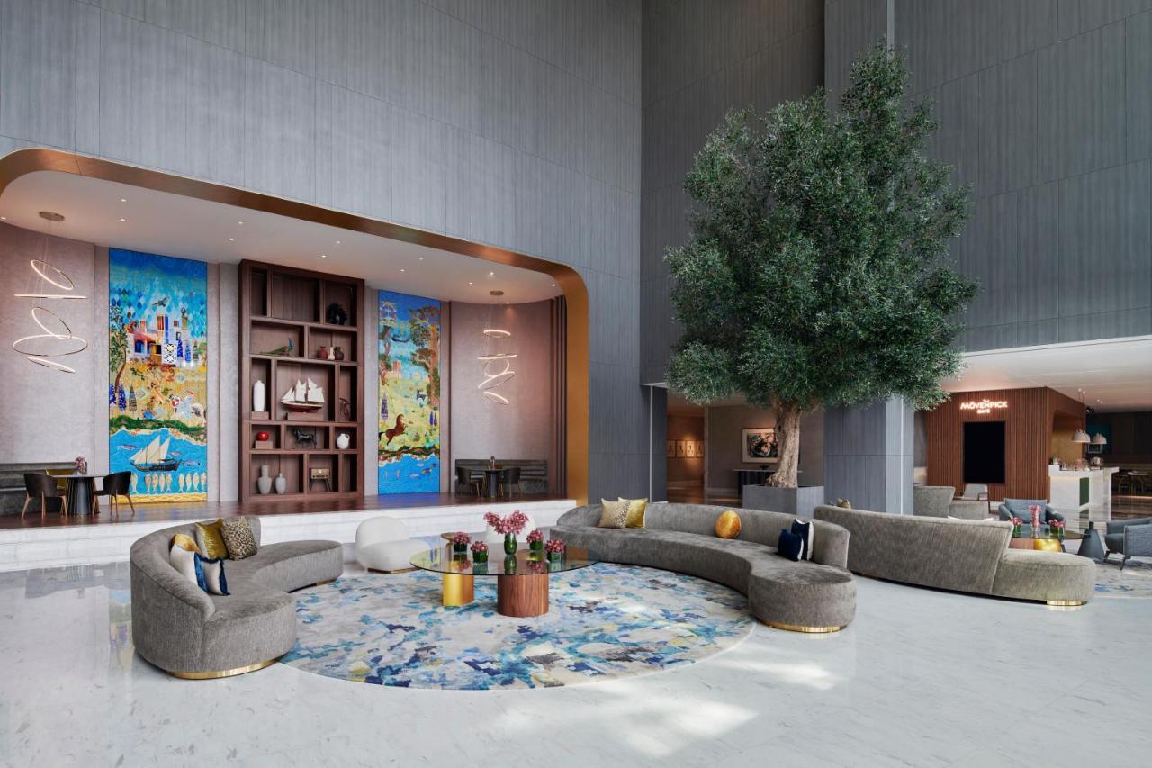 Movenpick Jumeirah Village Triangle دبي المظهر الخارجي الصورة The lobby of the hotel